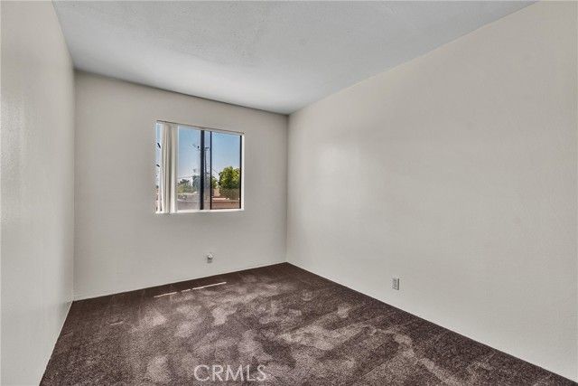 1305 W Latham Avenue 1305, Hemet, CA 92543