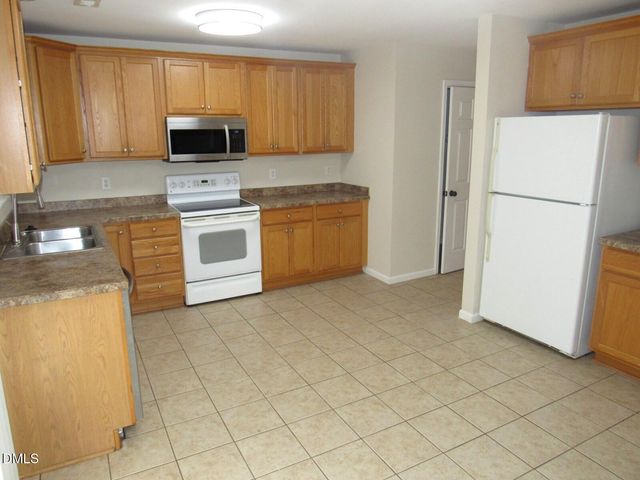 1327 Legacy Greene Avenue, Wake Forest, NC 27587