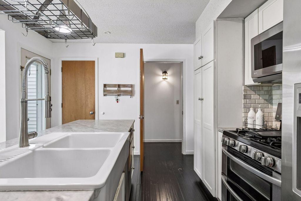 925 Dartmouth Avenue SE, Minneapolis, MN 55414 — photo 4