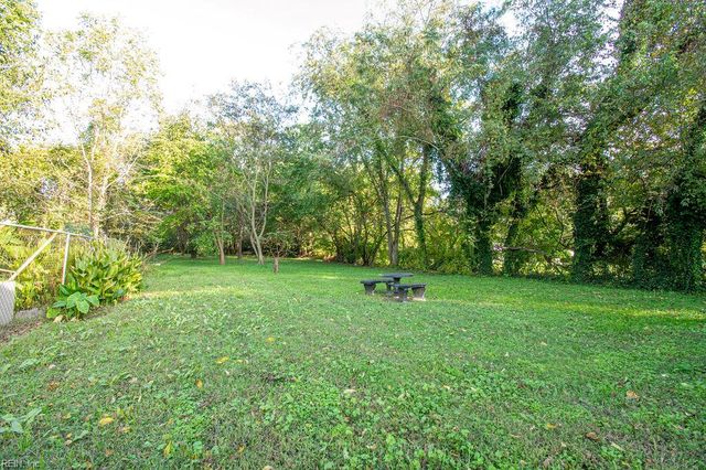 42 Fulton ST, Hampton, VA 23663