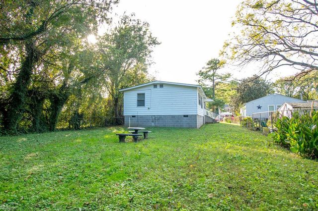 42 Fulton ST, Hampton, VA 23663