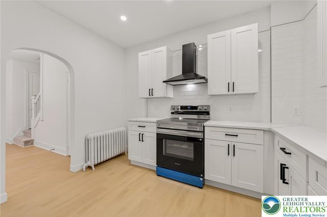 715 Itaska, Bethlehem City, PA 18015