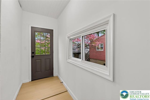 715 Itaska, Bethlehem City, PA 18015