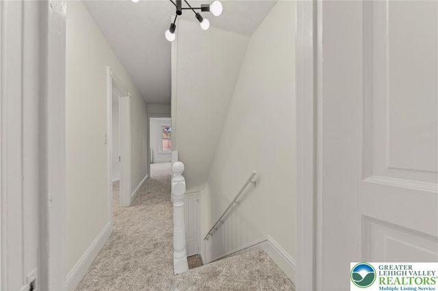 715 Itaska, Bethlehem City, PA 18015