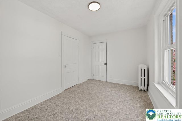 715 Itaska, Bethlehem City, PA 18015
