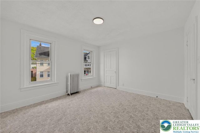 715 Itaska, Bethlehem City, PA 18015