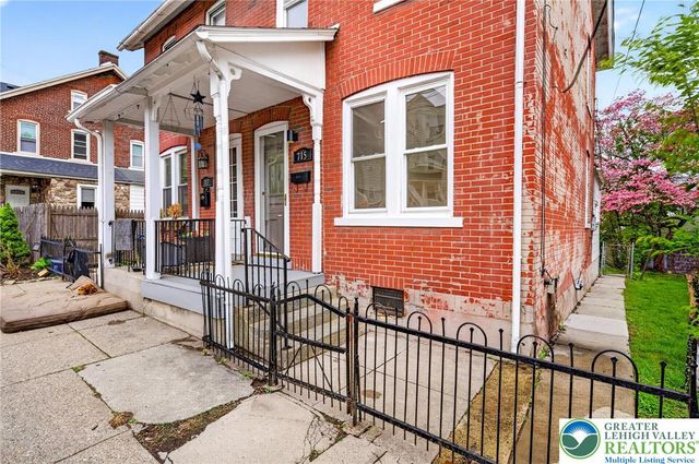 715 Itaska, Bethlehem City, PA 18015