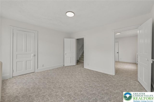 715 Itaska, Bethlehem City, PA 18015