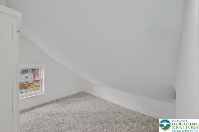 715 Itaska, Bethlehem City, PA 18015