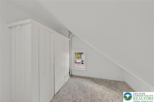 715 Itaska, Bethlehem City, PA 18015