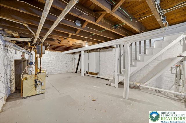 715 Itaska, Bethlehem City, PA 18015