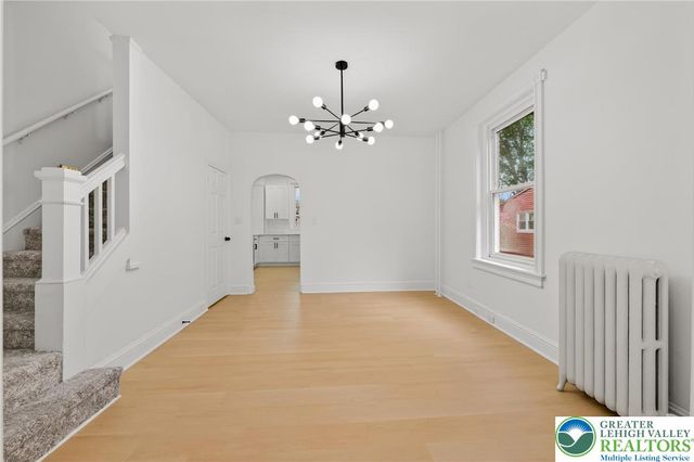 715 Itaska, Bethlehem City, PA 18015