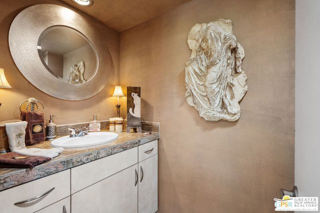 2062 S Chico Drive, Palm Springs, CA 92264