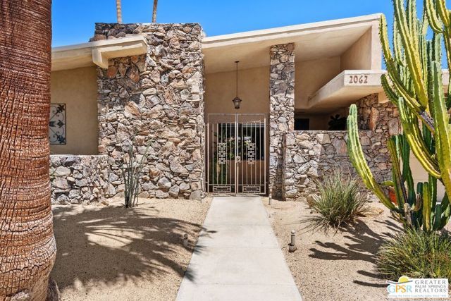 2062 S Chico Drive, Palm Springs, CA 92264