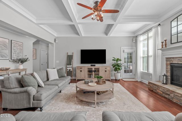 1813 Venezia Way, Apex, NC 27502