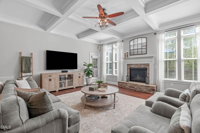 1813 Venezia Way, Apex, NC 27502