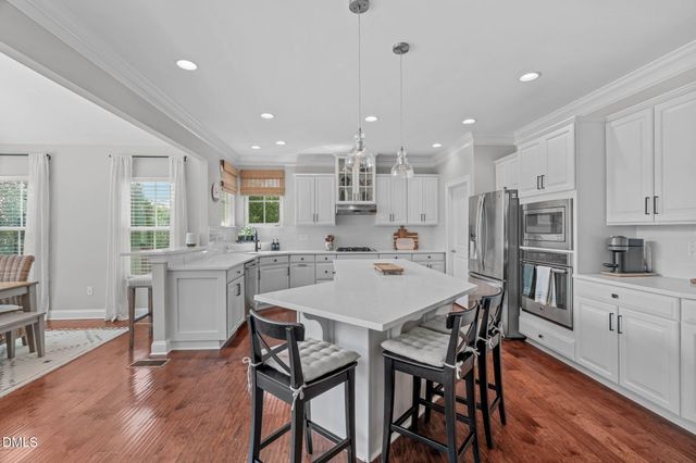 1813 Venezia Way, Apex, NC 27502