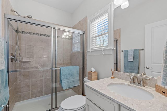 1813 Venezia Way, Apex, NC 27502