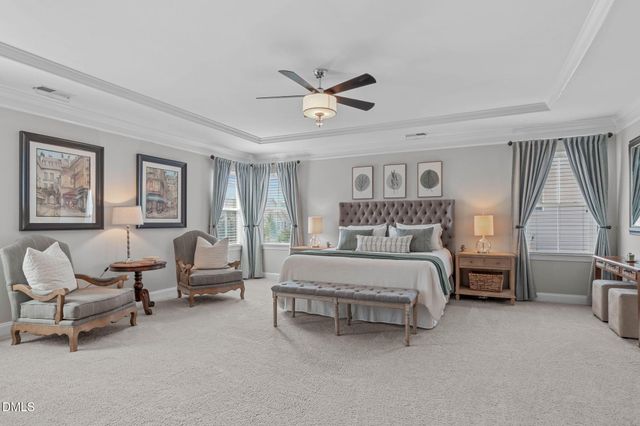 1813 Venezia Way, Apex, NC 27502