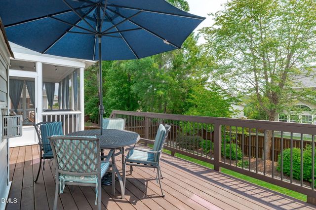 1813 Venezia Way, Apex, NC 27502