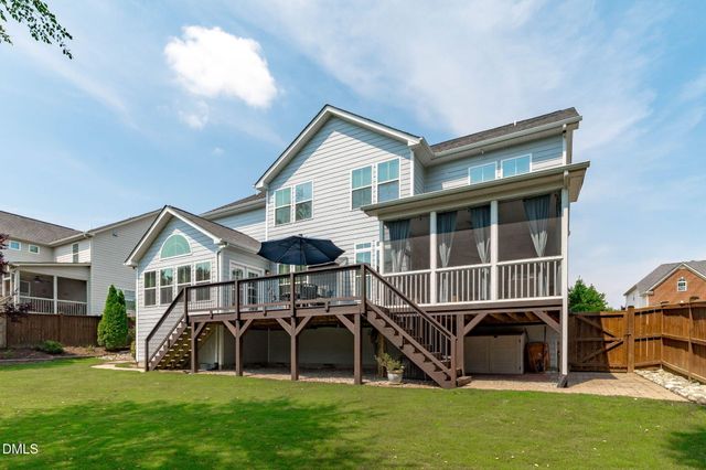 1813 Venezia Way, Apex, NC 27502