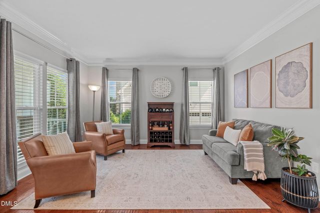 1813 Venezia Way, Apex, NC 27502