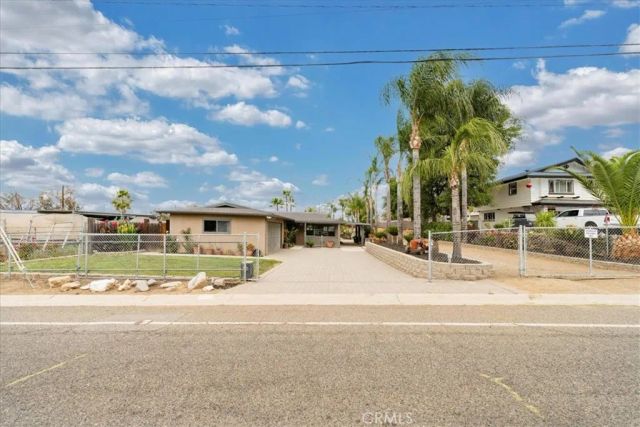 251 7th, Norco, CA 92860