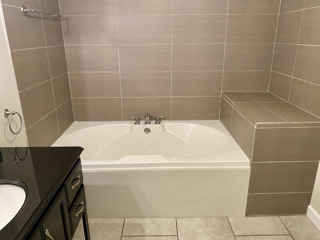 1009 Due West Cir, Lafayette, TN 37083