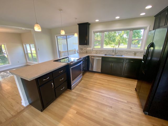 1009 Due West Cir, Lafayette, TN 37083