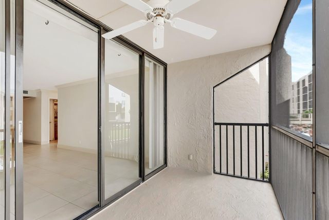 6 Royal Palm Way 204, Boca Raton, FL 33432