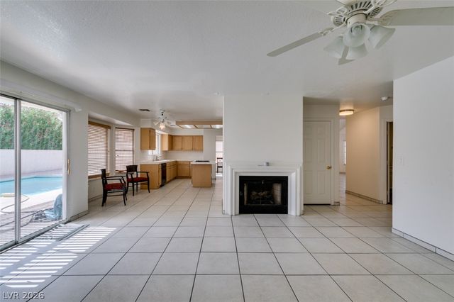 534 Baldridge Drive, Henderson, NV 89014