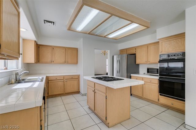 534 Baldridge Drive, Henderson, NV 89014