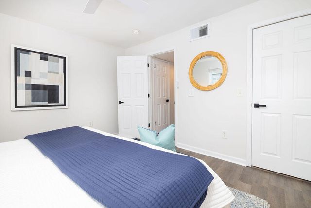 415 Parkdale Drive Apt 2f, Charleston, SC 29414