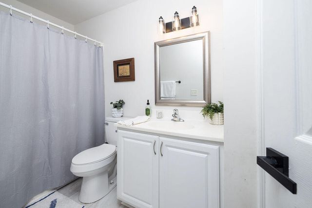 415 Parkdale Drive Apt 2f, Charleston, SC 29414