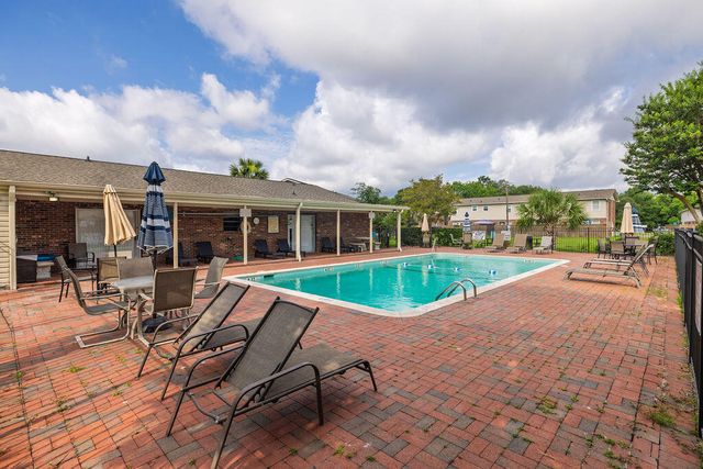 415 Parkdale Drive Apt 2f, Charleston, SC 29414