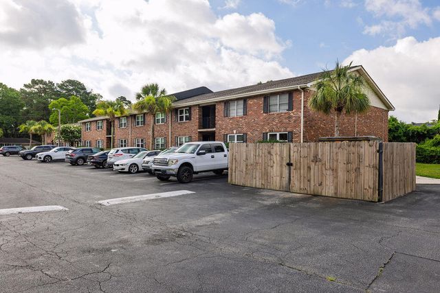 415 Parkdale Drive Apt 2f, Charleston, SC 29414