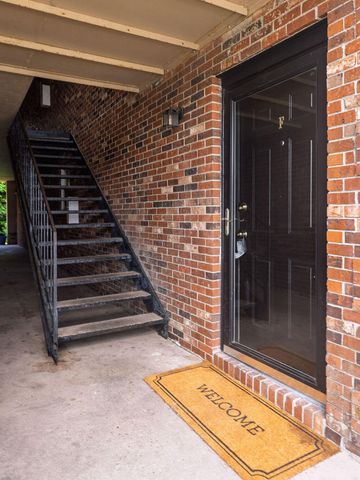 415 Parkdale Drive Apt 2f, Charleston, SC 29414