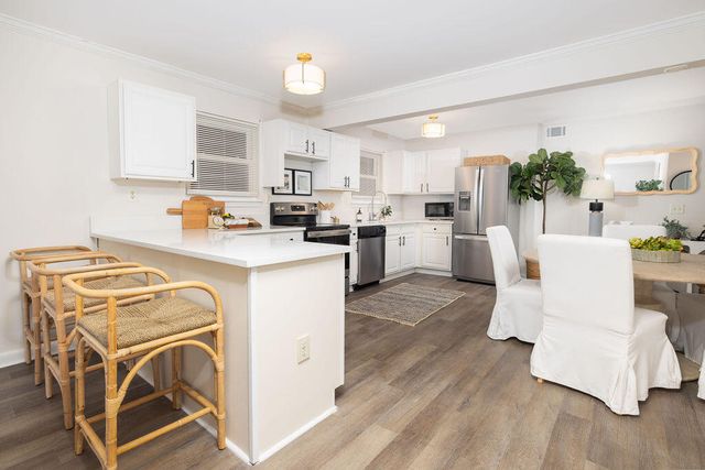 415 Parkdale Drive Apt 2f, Charleston, SC 29414