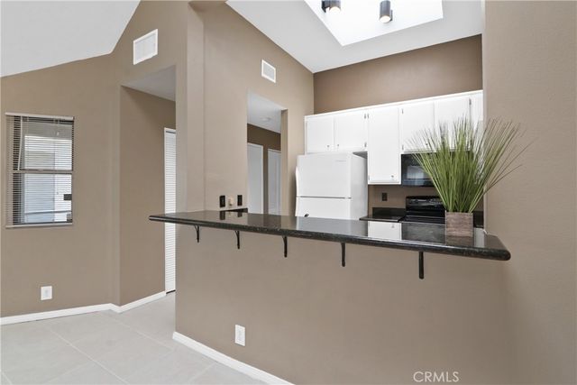 5744 E Creekside 67, Orange, CA 92869