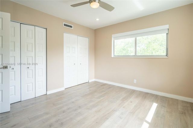 2400 NE 26th St 5, Fort Lauderdale, FL 33305