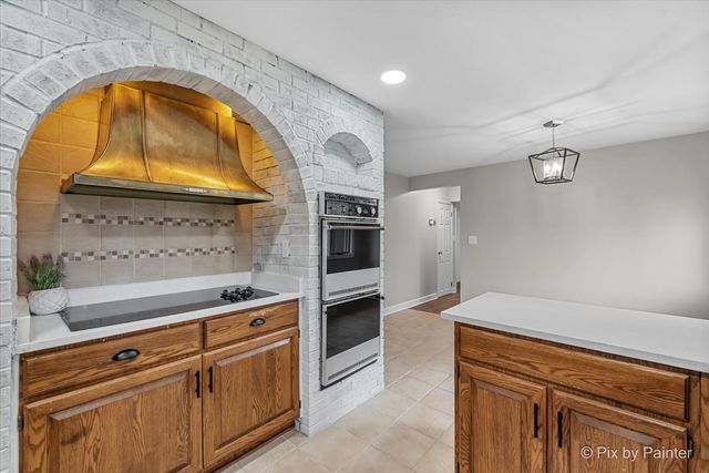 415 Laconia Lane, Schaumburg, IL 60193