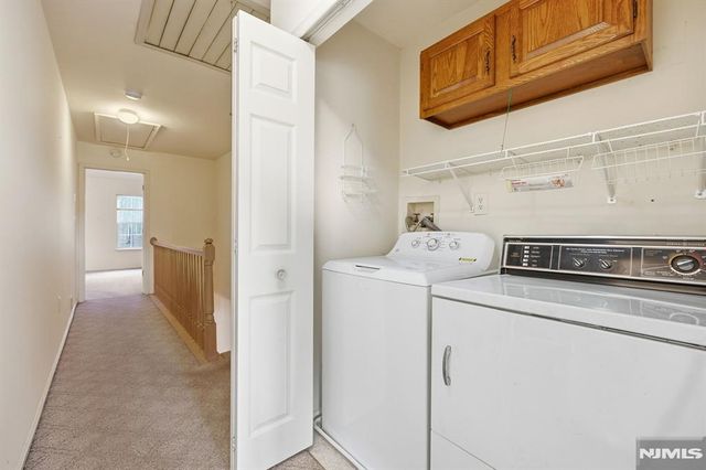 1194 Chedworth Circle, Mahwah, NJ 07430