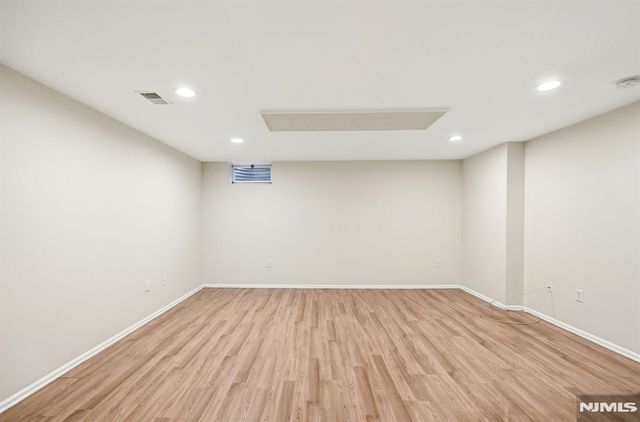 1194 Chedworth Circle, Mahwah, NJ 07430