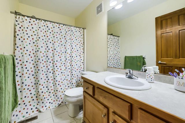 1034 Windmill Creek N, Waconia, MN 55387