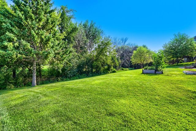 1034 Windmill Creek N, Waconia, MN 55387