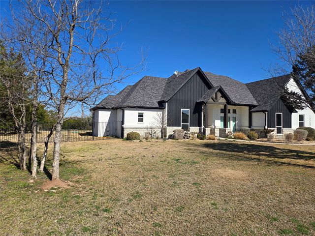 1065 Timber Hills Drive, Weatherford, TX 76087
