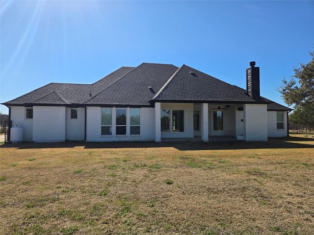 1065 Timber Hills Drive, Weatherford, TX 76087