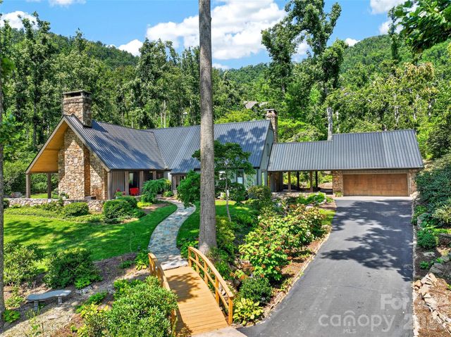 299 Webb Cove Road, Asheville, NC 28804