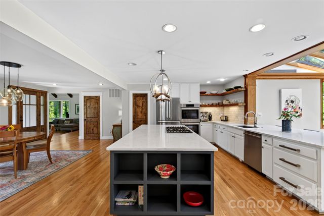 299 Webb Cove Road, Asheville, NC 28804