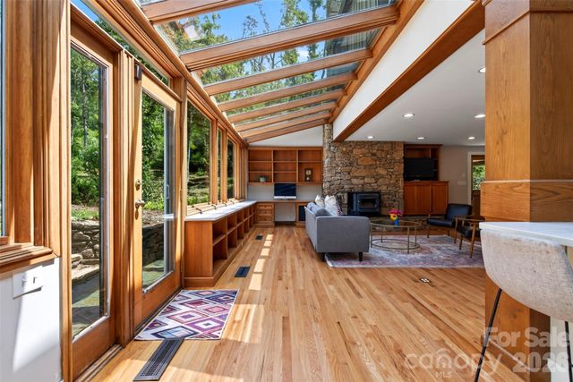 299 Webb Cove Road, Asheville, NC 28804